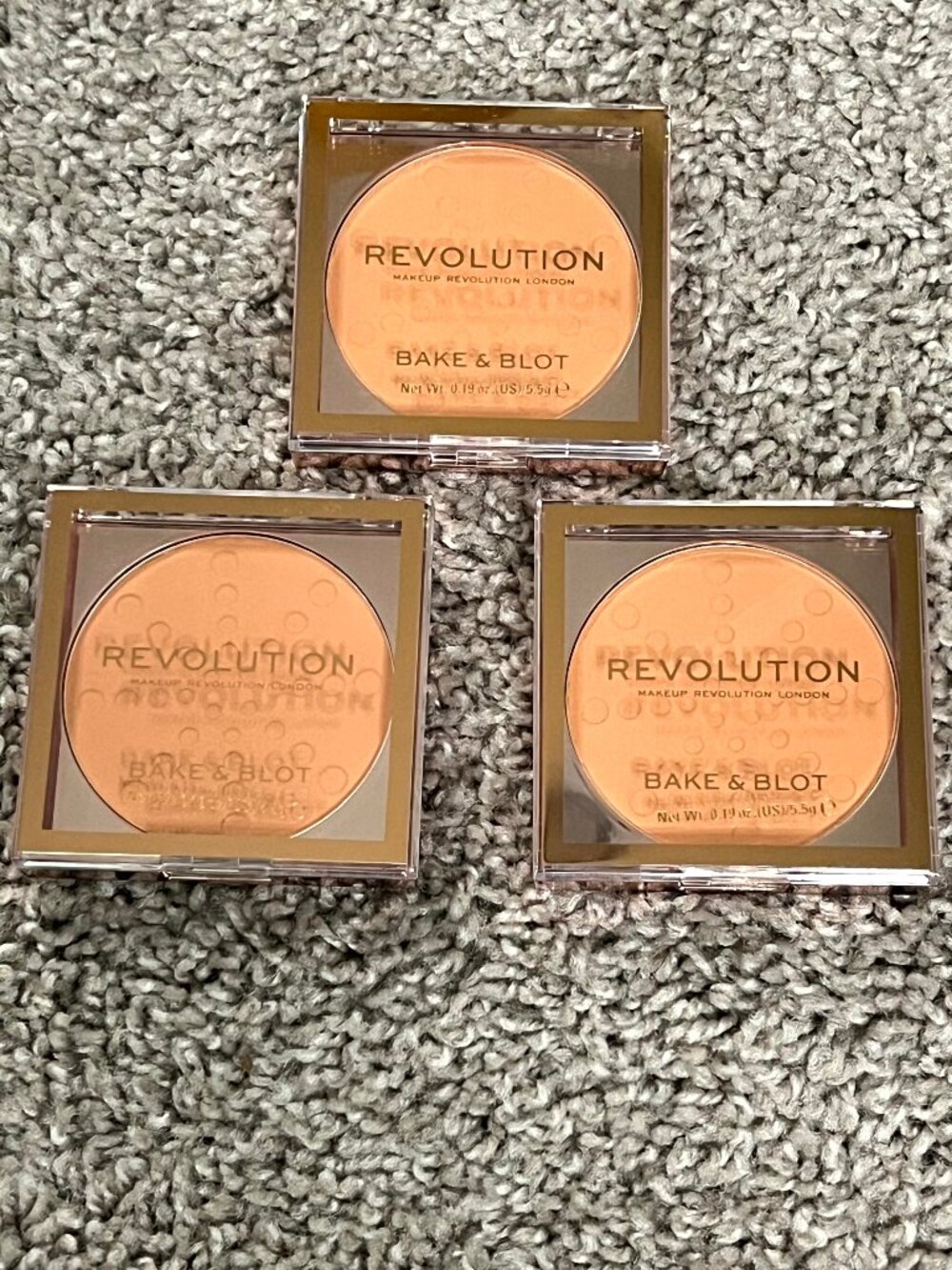 Revolution Beauty Bake & Blot Setting Powder - Peach 3 Pack